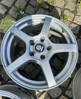 Volkswagen Multivan T5 R17 alloy rim RTT528