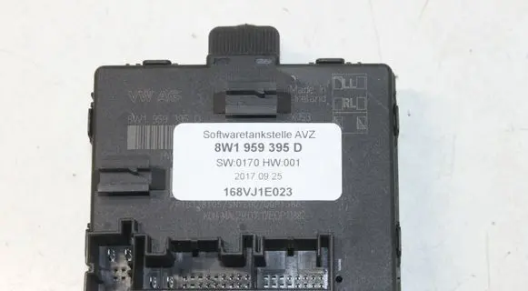 Audi A3 S3 8V Door control unit/module 8W1959395D