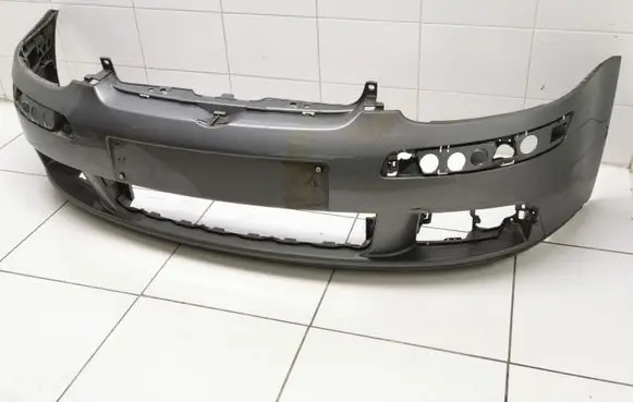 Volkswagen Golf V Front bumper 1K0807178