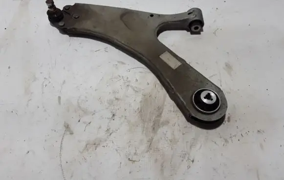 Peugeot 2008 II Front lower control arm/wishbone 9831682580