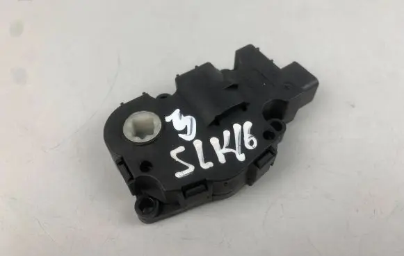Mercedes-Benz SLK R172 Air flap motor/actuator T1015556H