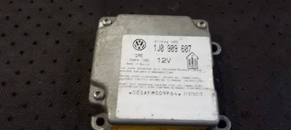 Volkswagen PASSAT B5 Airbag control unit/module 1J0909607 5WK4199