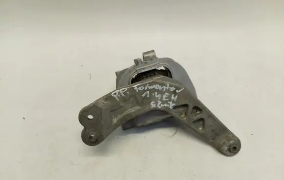 Cupra Formentor Engine mount vacuum valve 5WA199262AB