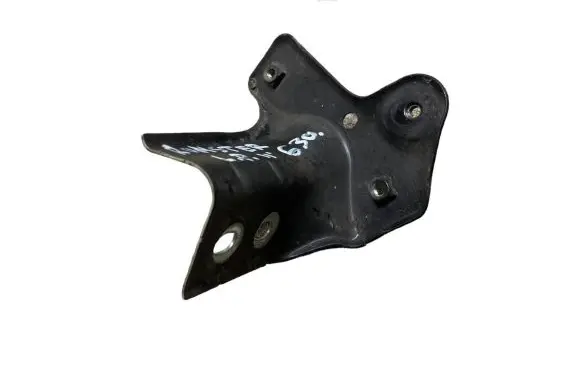 Skoda Roomster (5J) Fender mounting bracket 5J0821141A