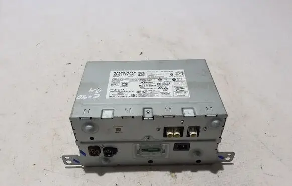 Volvo C40 Radio/CD/DVD/GPS head unit 32413742