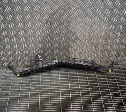 Top upper radiator support slam panel