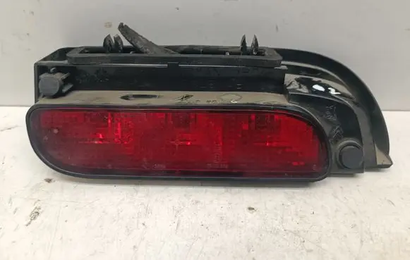 Peugeot Partner Third/center stoplight