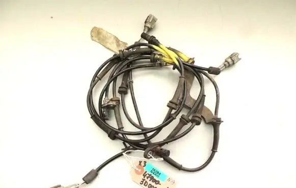 Nissan Qashqai ABS rear brake sensor 47900JD000