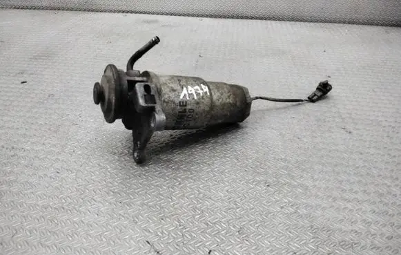 Toyota Avensis Verso Mechanical fuel pump 