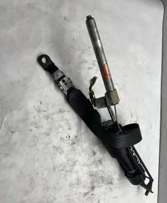 Volvo V70 Rear seatbelt 6003144