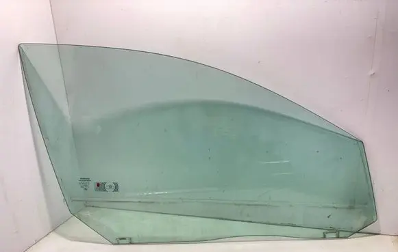 Volvo V70 Front door window glass four-door AS2