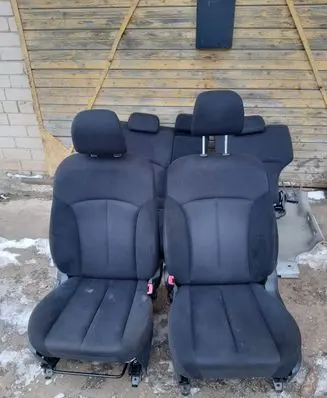 Subaru Outback Seat set 