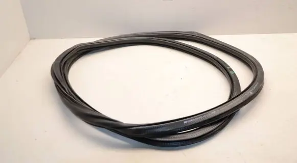 Skoda Octavia Mk4 Rear door rubber seal (on body) 5E7867367A 12423 5E7867367