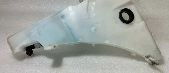 Audi A6 S6 C7 4G Windshield washer fluid reservoir/tank 4G8955451 8K9955647