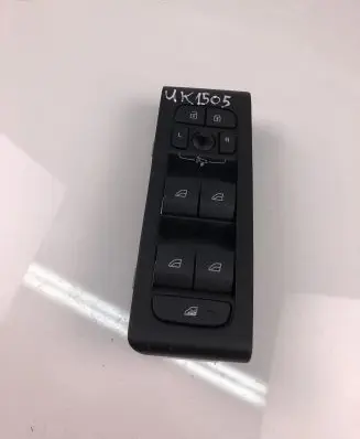 Volvo XC40 Electric window control switch 32279442
