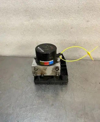 Jeep Grand Cherokee (WJ) Master brake cylinder 