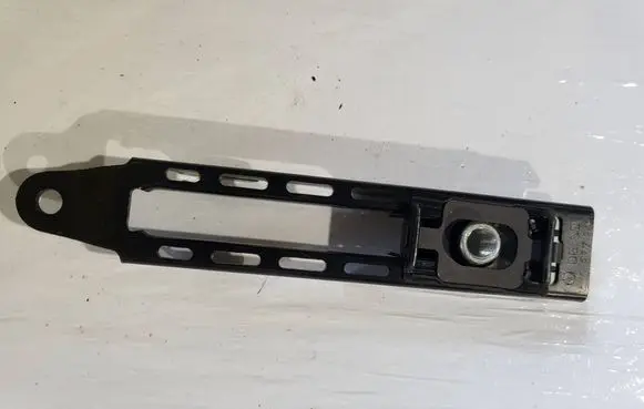 Volkswagen Caddy Seat belt height adjuster 1J0857819