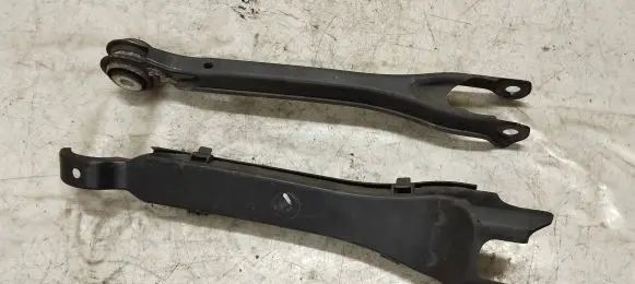 Mercedes-Benz GLC X253 C253 Rear control arm A2043521205 A2053525600