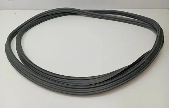 Porsche Macan (95B) Loading door rubber seal (on body) 95B827705L