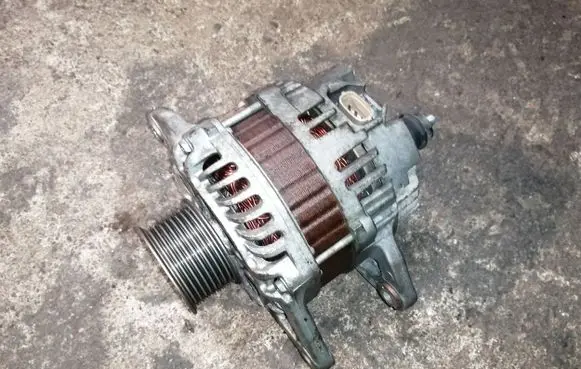 Mazda 6 Generator/alternator A2TJ0681 R2AAA