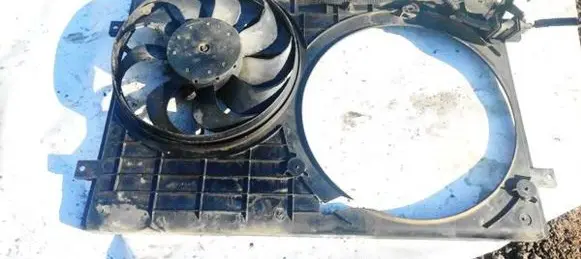 Volkswagen Fox Radiator cooling fan shroud 6Q0121207