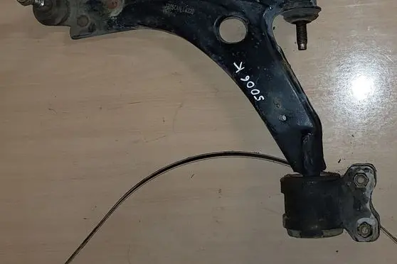 Volvo V50 Front control arm