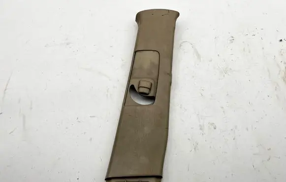 Toyota Land Cruiser (J120) (B) pillar trim (top) 6241060040 6241060050