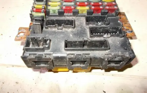 Fiat Multipla Fuse box set 46517276 a223