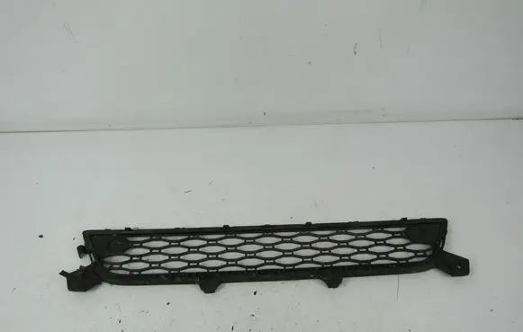 Volvo XC60 Front bumper lower grill 