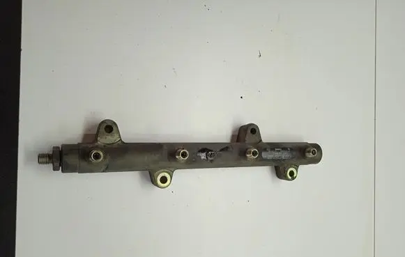 Audi A8 S8 D3 4E Fuel main line pipe 057130089