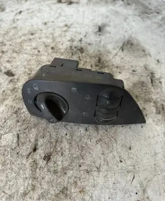 Volkswagen Caddy Light switch 6N1941531M
