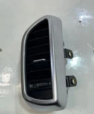 Porsche Cayenne (92A) Dashboard side air vent grill/cover trim 7P5819704B