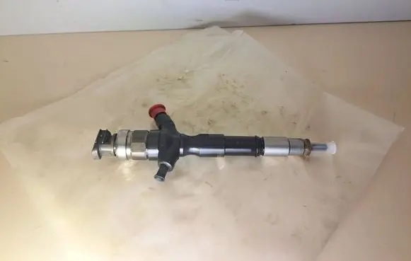Toyota Land Cruiser (J120) Fuel injector 2367030080 06H05706