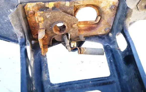 Seat Toledo I (1L) Engine bonnet/hood lock/catch