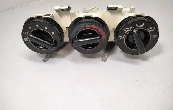 Mitsubishi Galant Climate control unit 762829335
