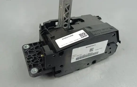 Maserati Quattroporte Gear shifter/selector 6700317430
