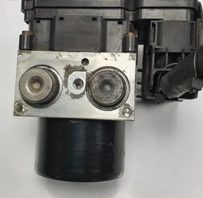 Mercedes-Benz C W204 ABS Pump A2045455132