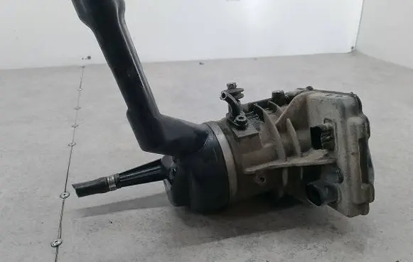 Citroen C4 Grand Picasso Power steering pump 9685051580