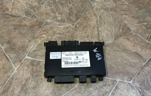 Mercedes-Benz ML W164 Seat control module A2118704585