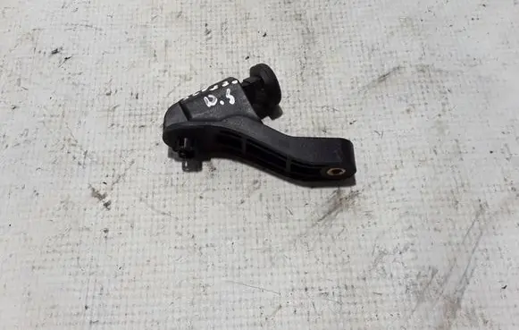 Volvo S60 Loading door check strap stopper 31479736