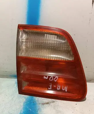Mercedes-Benz E W210 Tailgate rear/tail lights