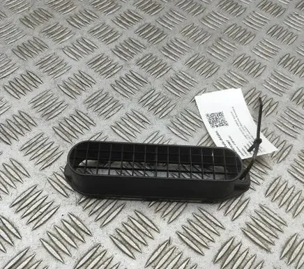 Land Rover Range Rover Sport L494 Quarter panel pressure vent CPLA9A675CC