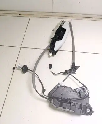 Front door lock