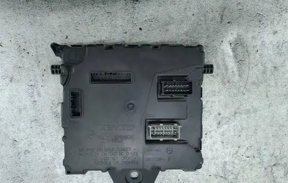 Renault Kangoo II Other control units/modules 8200924038