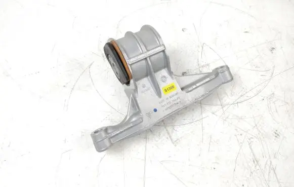 Porsche Cayman 981 Engine mounting bracket 9A137514601