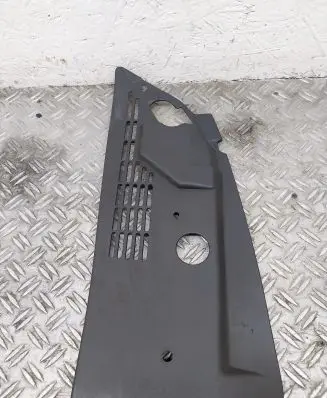 Toyota Corolla Verso AR10 Top upper radiator support slam panel