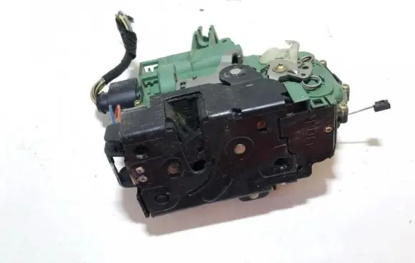 Audi A2 Front door lock