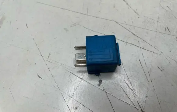 BMW 3 E46 Other relay 6136 6915327 2313358313