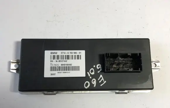 BMW 5 E60 E61 Air suspension control unit module (rear) 6783986 00401804B2 3714678398601