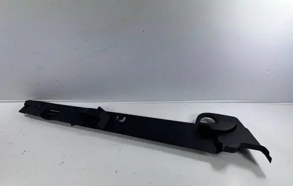 Renault Megane IV Tailgate/trunk side cover trim 767H32643R